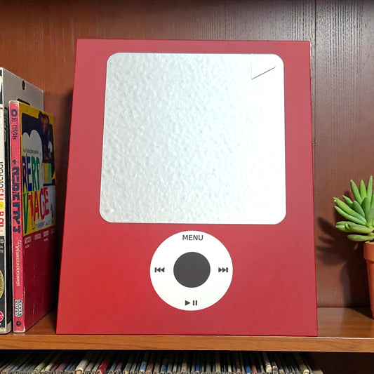 RED Giant iPod Nano Mirror Retro Metal Plaque